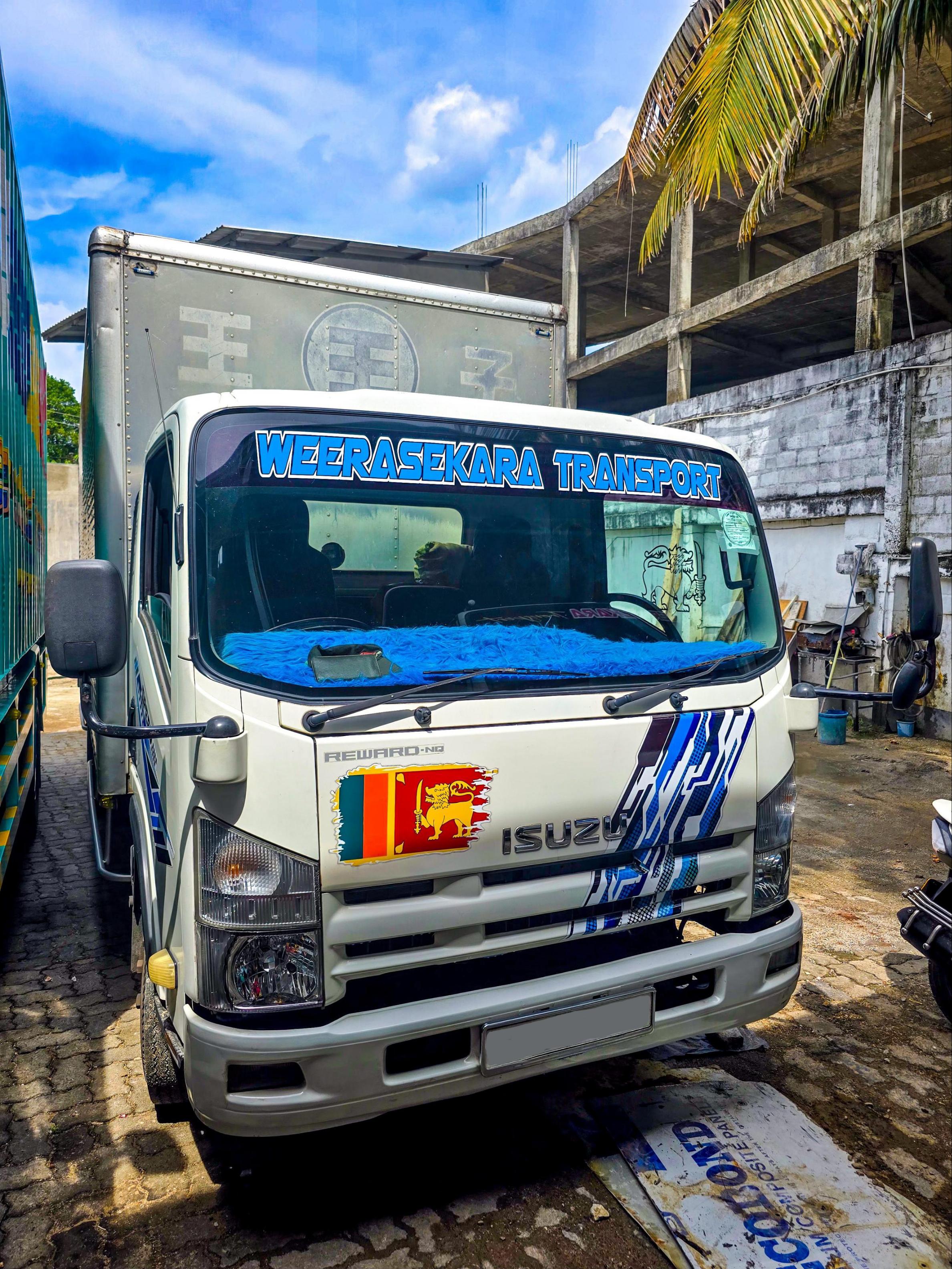 Weerasekara Transport Service 18.5ft Isuzu Lorry Colombo Sri Lanka